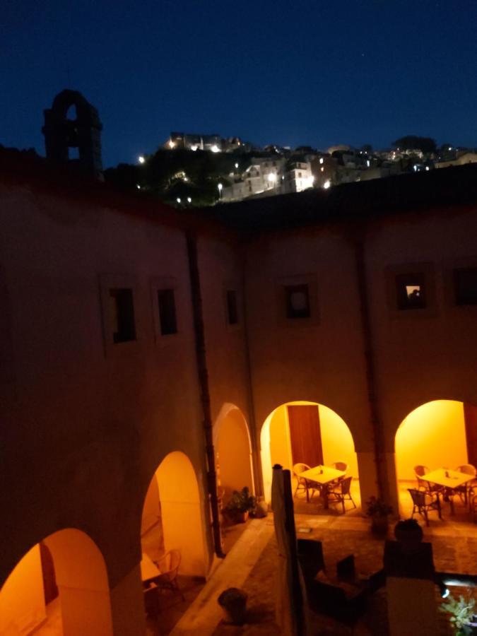 ホテル Al Convento San Mauro Castelverde エクステリア 写真