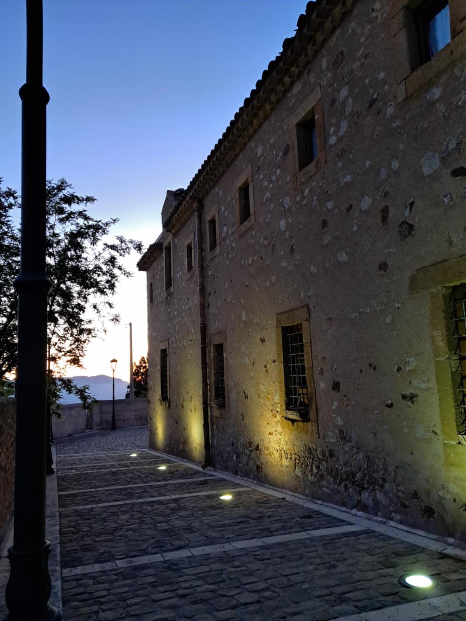 ホテル Al Convento San Mauro Castelverde エクステリア 写真